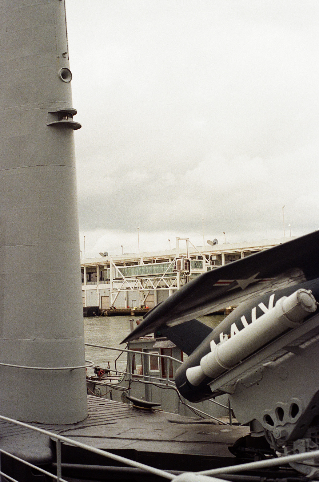 airplane 16