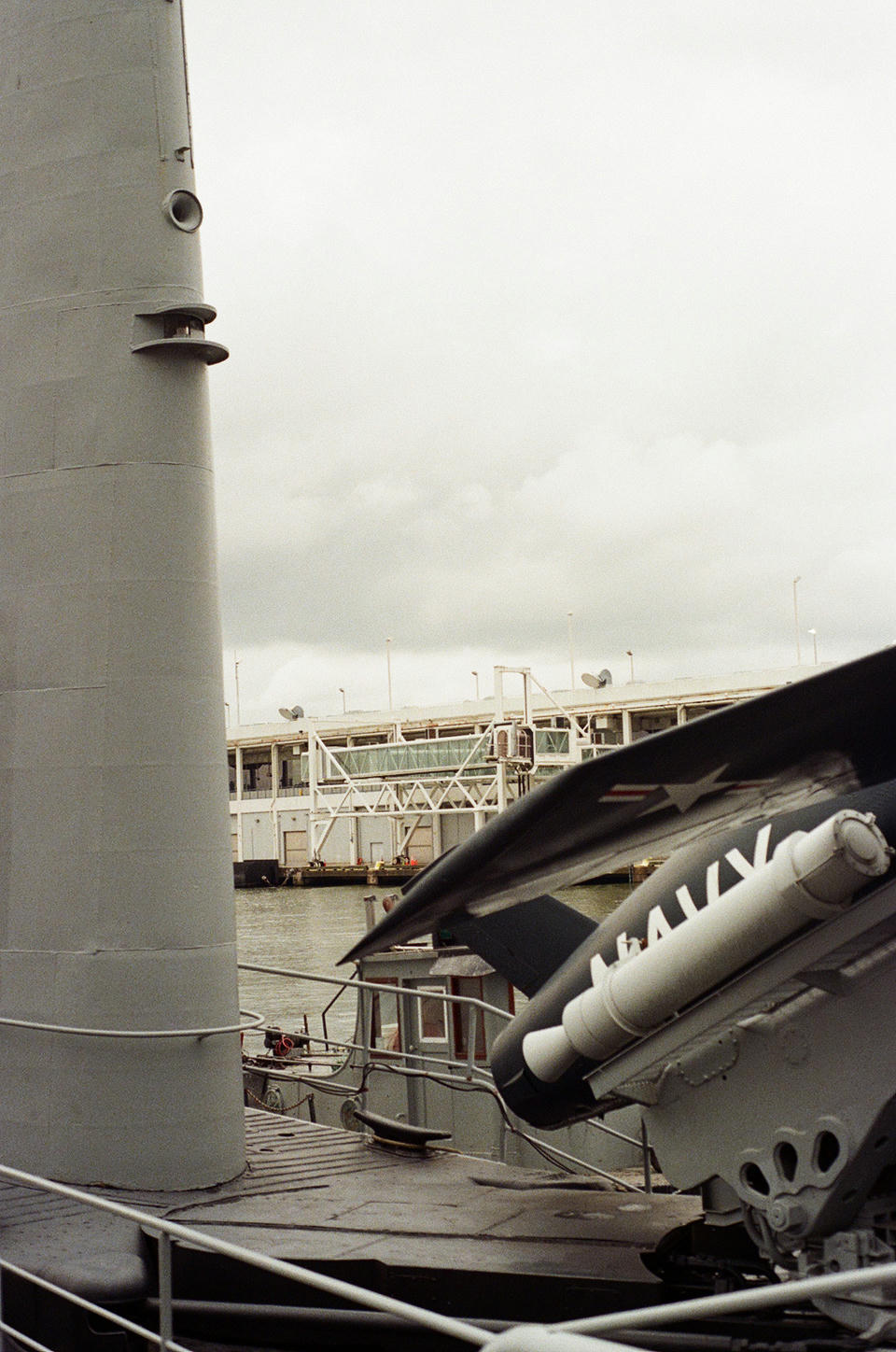 airplane 16
